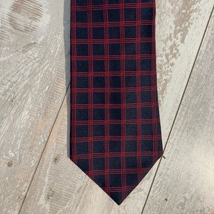 Bert Pulitzer Vintage Silk Tie Navy and Cranberry